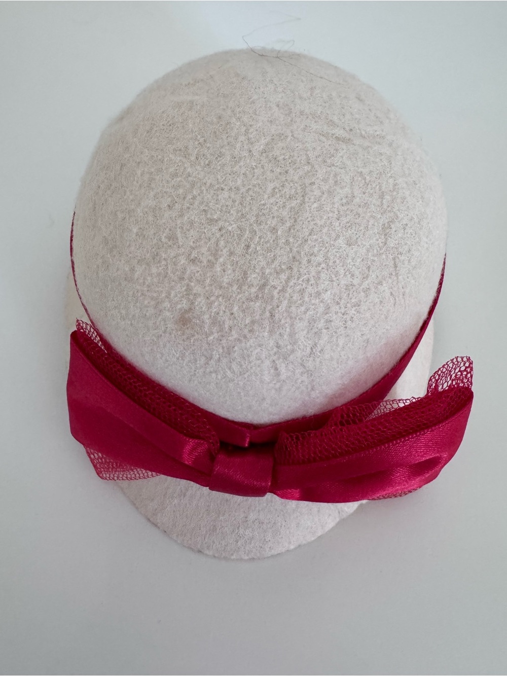 American Girl Doll Hat With Red Bow Kit's Accessories RETIRED Historical Hat - Picture 11 of 11